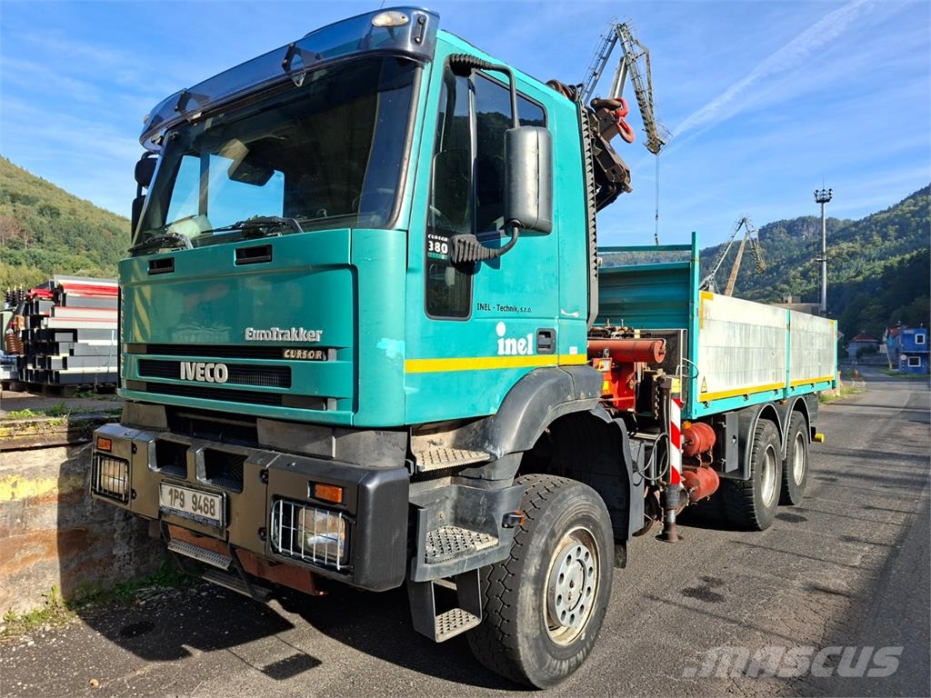 Iveco EUROTRAKKER CURSOR 380 6X6 + PALIFANGER PK 18 080B Platte bakwagens