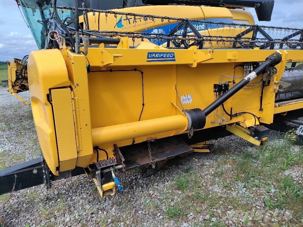 New Holland CX 8070 Teraviljakombainid