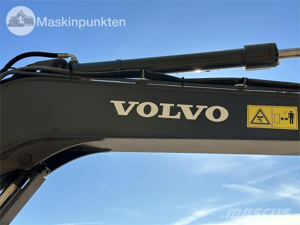 Volvo ECR88D Midi-gravemaskiner 7t - 12t