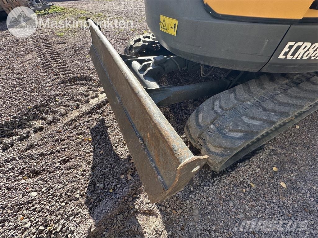 Volvo ECR88D Midi-gravemaskiner 7t - 12t