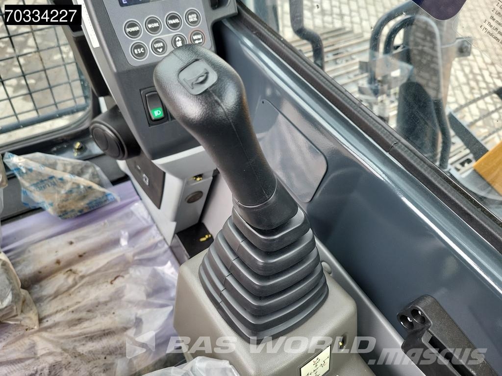 Hyundai R210 Гусеничні екскаватори