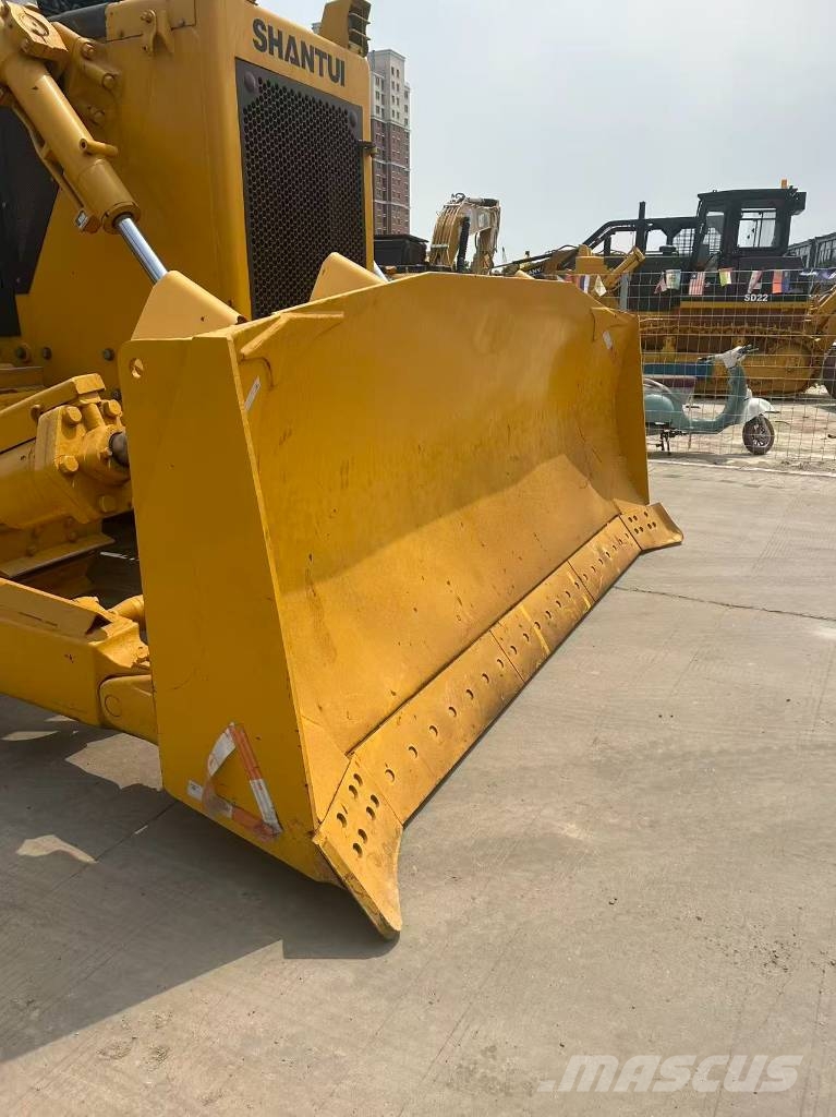 Shantui SD 32 W Εκσκαφείς με ερπύστριες