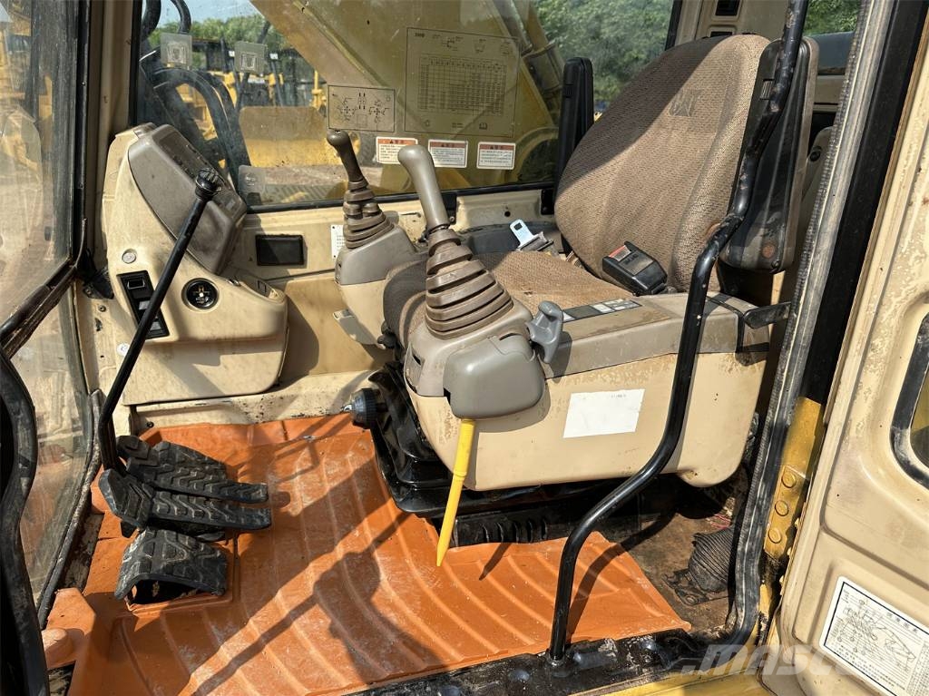 CAT 330B 履带挖掘机