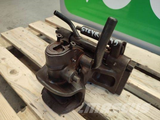 Steyr 6145 (H51700-KU1) hook Cabins and interior