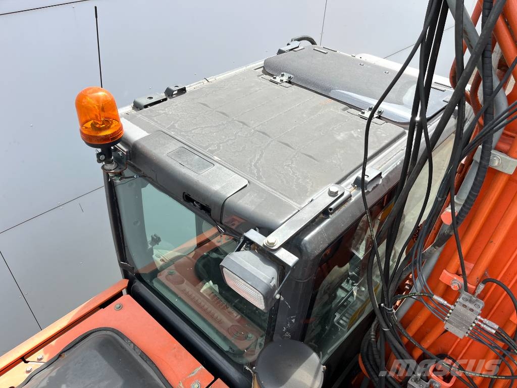 Hitachi ZX 170 W-5 B - Blade / Triple Boom / Auto Greasing, 2017