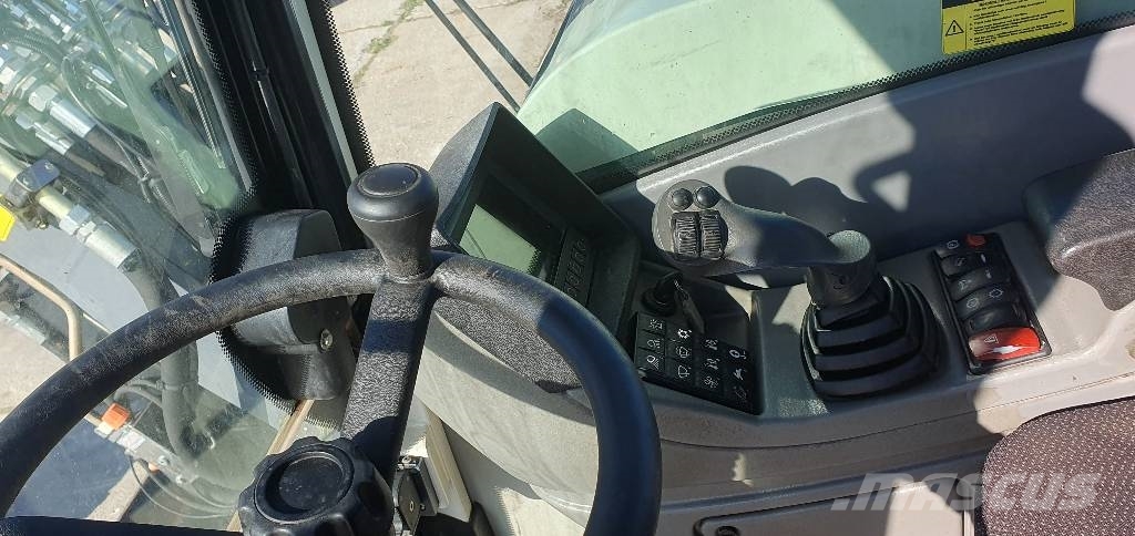 Terex TW 85 حفارات بعجل
