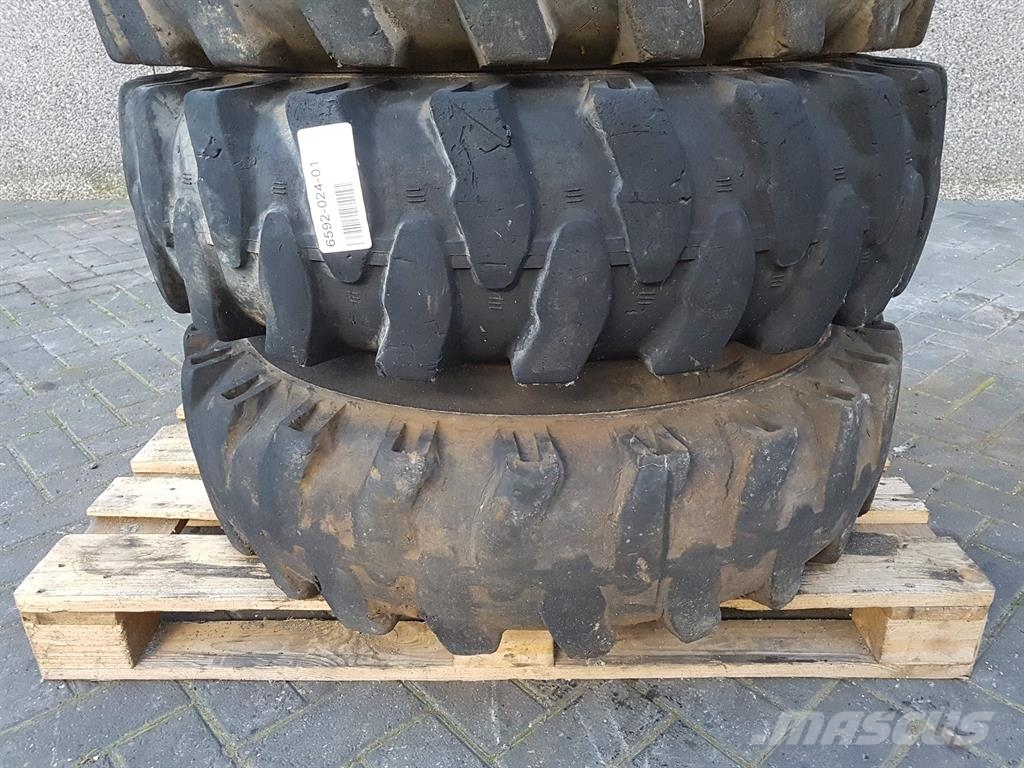 Furukawa W725LS-10.00-20-Tire/Reifen/Band Llantas