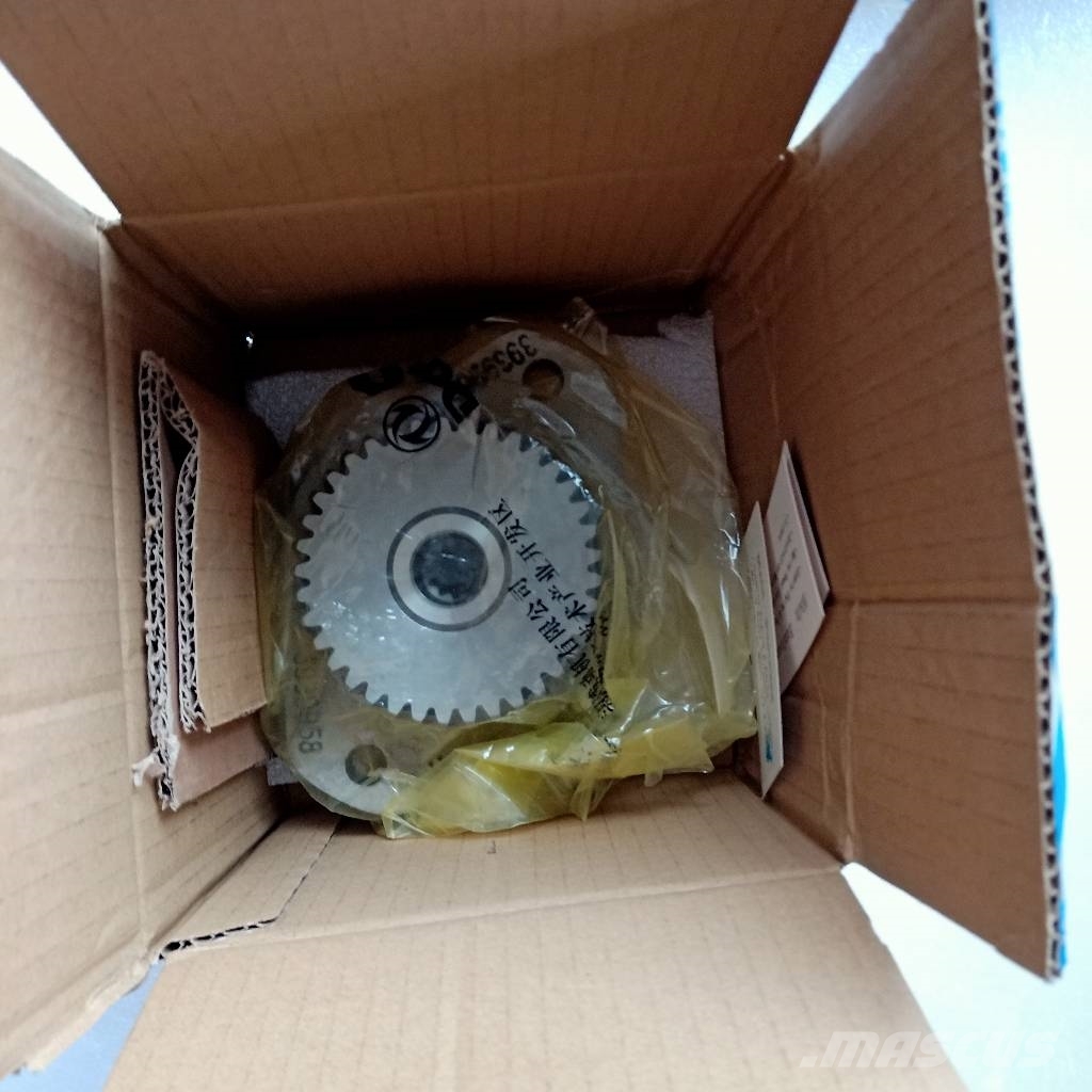 Cummins Hydraulic Adapter 3939962 3936223 3923320  3939961 Moteur