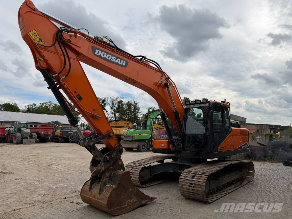 Doosan DX 225 Верижен екскаватор