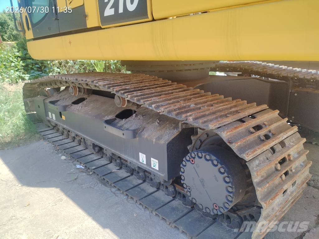 Komatsu PC 210 Гусеничні екскаватори