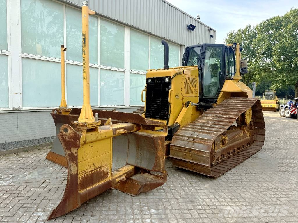CAT D 6 N LGP 2014 Buldožeri guseničari
