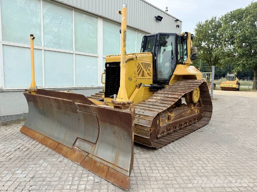 CAT D 6 N LGP 2014 Buldožeri guseničari