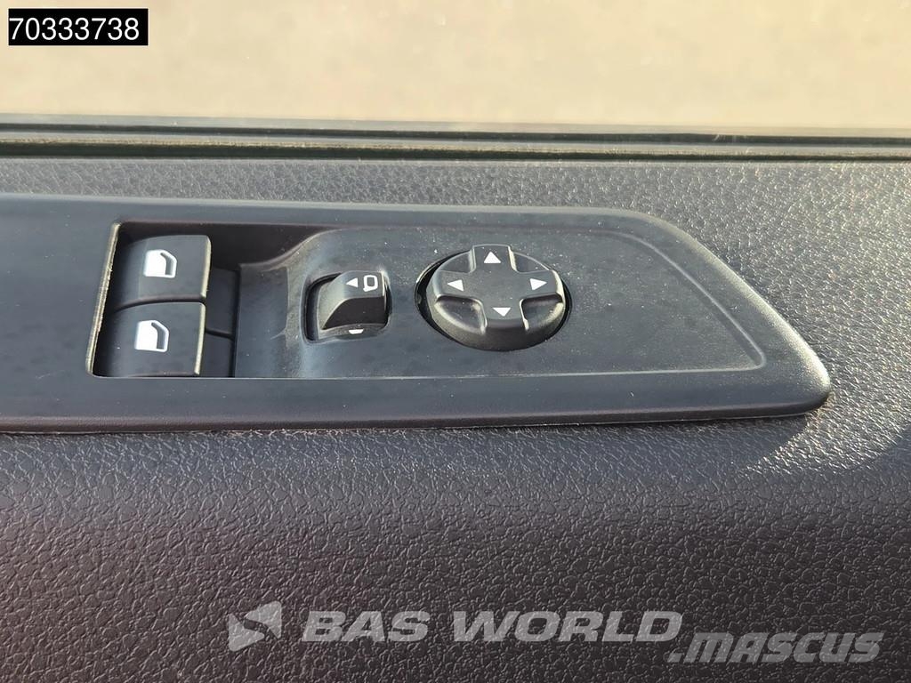 Opel Vivaro 145pk L3H1 Klima Tempomat Kamera Parkensens Panel vans