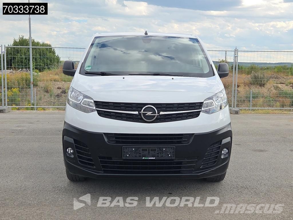 Opel Vivaro 145pk L3H1 Klima Tempomat Kamera Parkensens Panel vans
