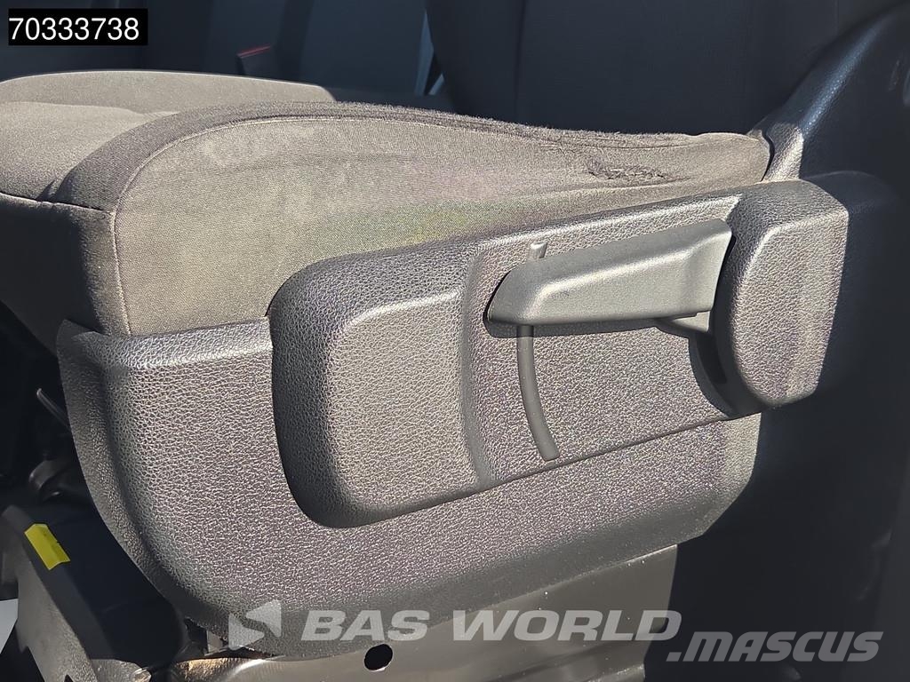 Opel Vivaro 145pk L3H1 Klima Tempomat Kamera Parkensens Dostavna vozila / kombiji