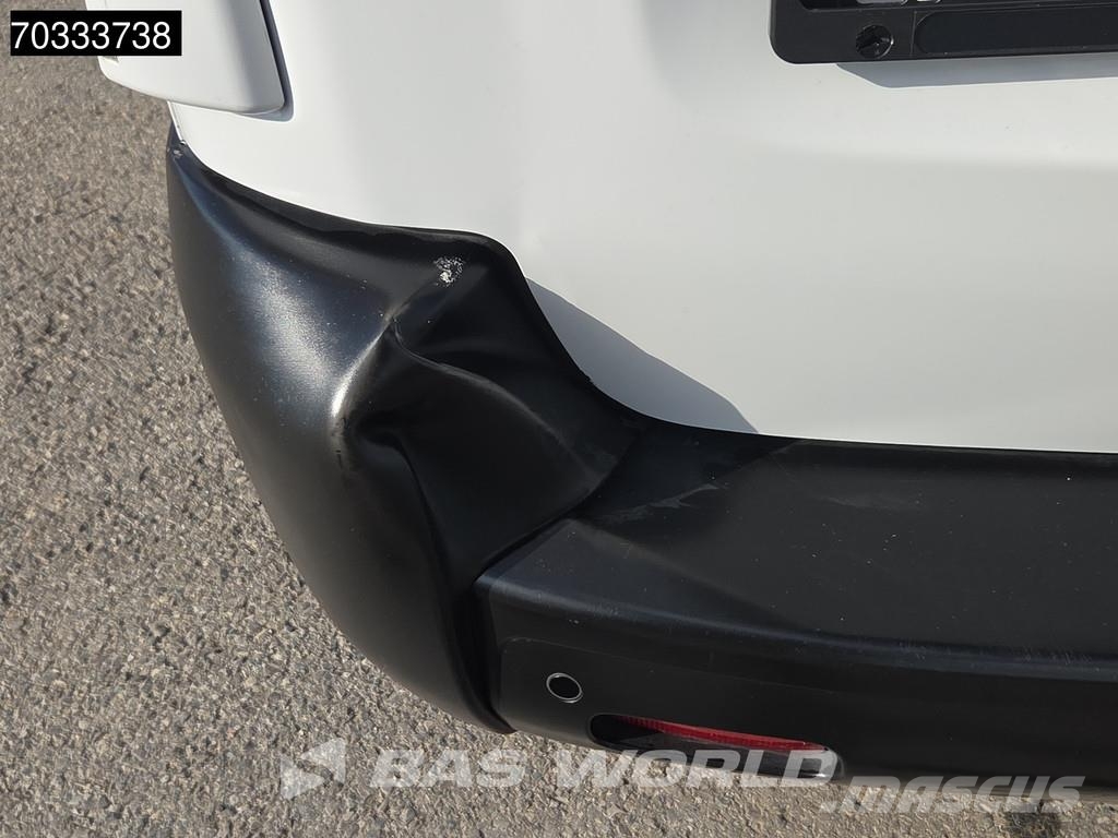 Opel Vivaro 145pk L3H1 Klima Tempomat Kamera Parkensens شاحنة مقفلة