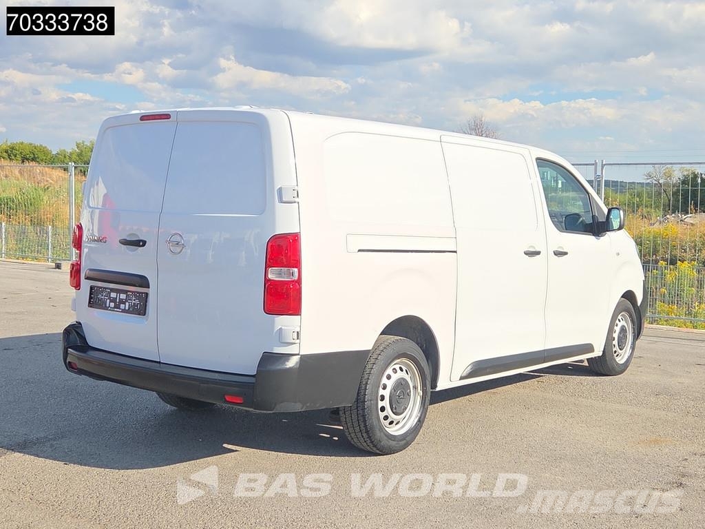 Opel Vivaro 145pk L3H1 Klima Tempomat Kamera Parkensens شاحنة مقفلة
