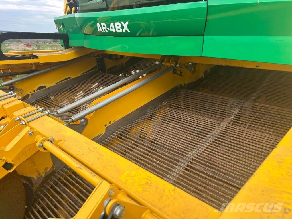 Oxbo AR-4BX Cosechadoras de papa