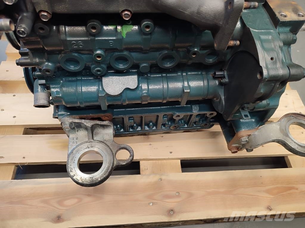 Kubota R070 engine KUBOTA R070 Motori