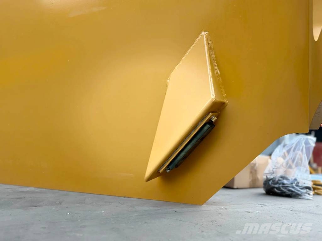 CAT 730 - 3T3 Puertas traseras