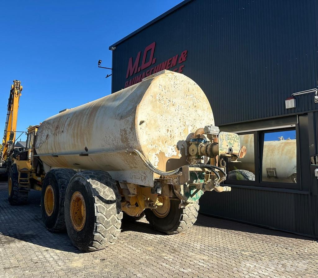 Volvo A 25 C Knik dumptrucks