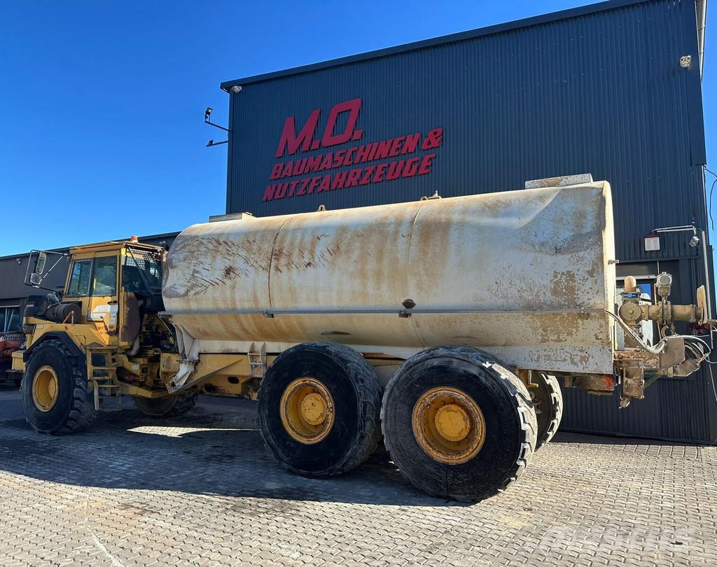 Volvo A 25 C Knik dumptrucks
