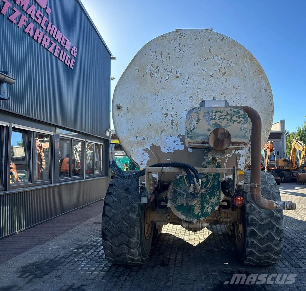 Volvo A 25 C Knik dumptrucks