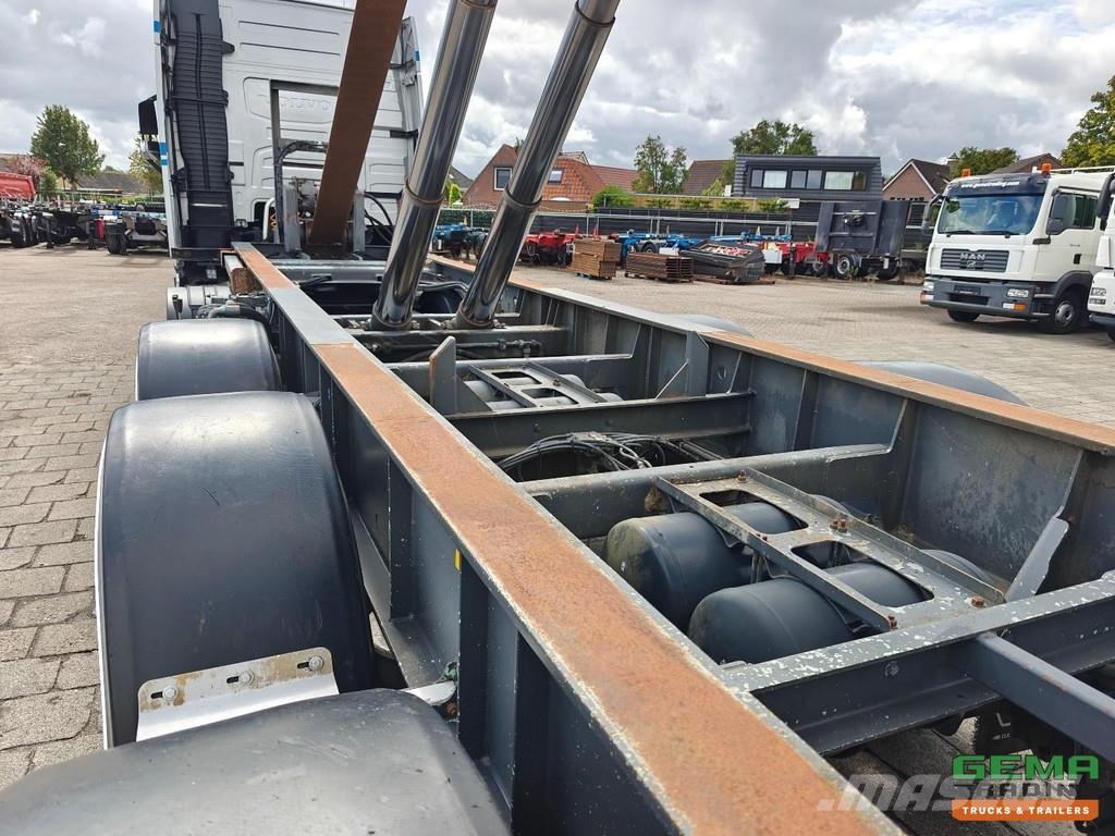 Van Hool 3B0070 Steep Charger / Vertical Charger - Radio Re Kontejnerske poluprikolice