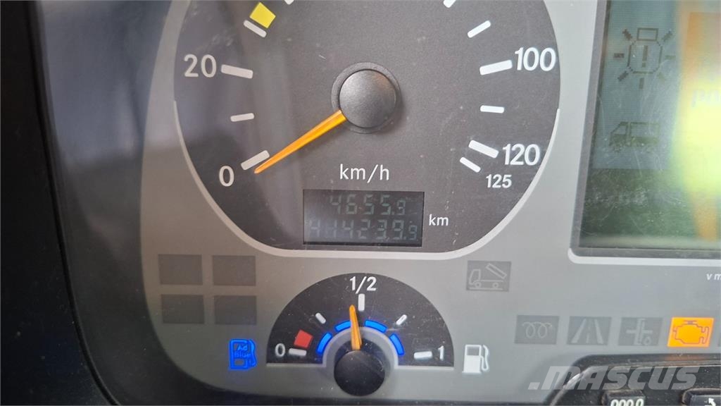 Mercedes-Benz ACTROS 4144 B 8X4 + PUTZMEISTER M46 Nákladní vozidlo bez nástavby