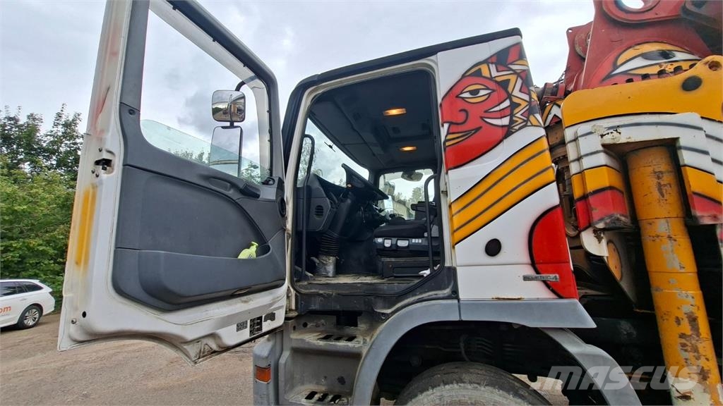 Mercedes-Benz ACTROS 4144 B 8X4 + PUTZMEISTER M46 Nákladní vozidlo bez nástavby