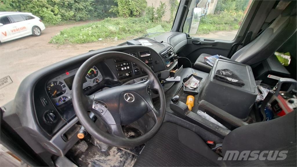 Mercedes-Benz ACTROS 4144 B 8X4 + PUTZMEISTER M46 Nákladní vozidlo bez nástavby