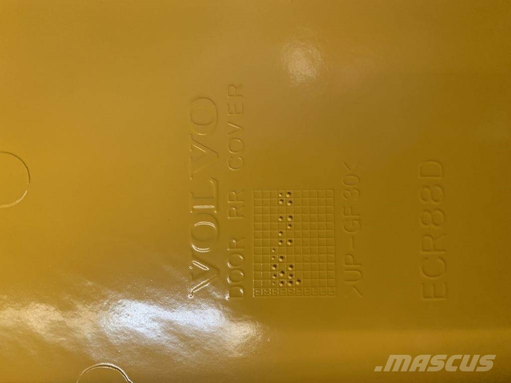 Volvo VDE 14666735 achterklep door cover ecr88d Kabinen