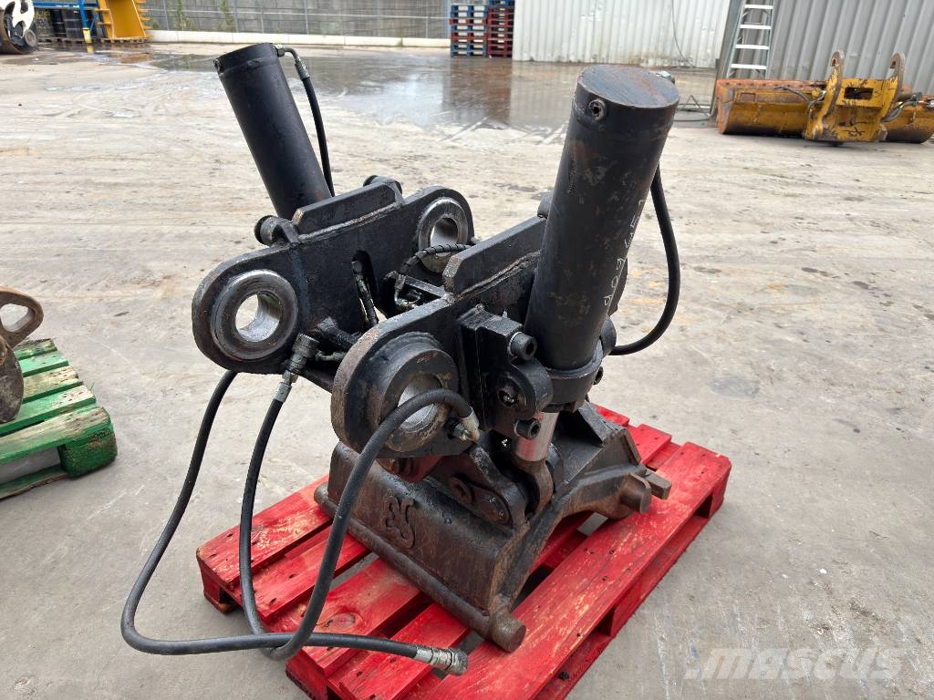 Verachtert CW40 Kantelkop / Kantelstuk / Tilting coupler / Sc Quick connectors