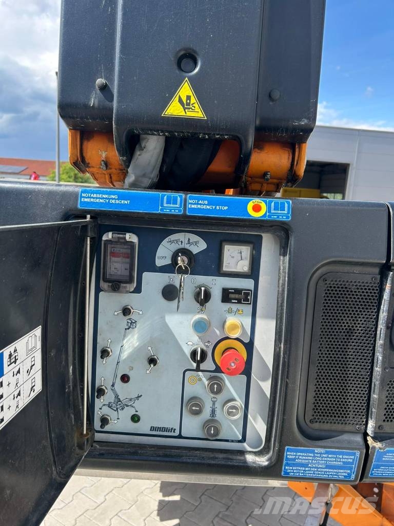 Dinolift 210 XT Ant priekabų montuojamos kėlimo platformos