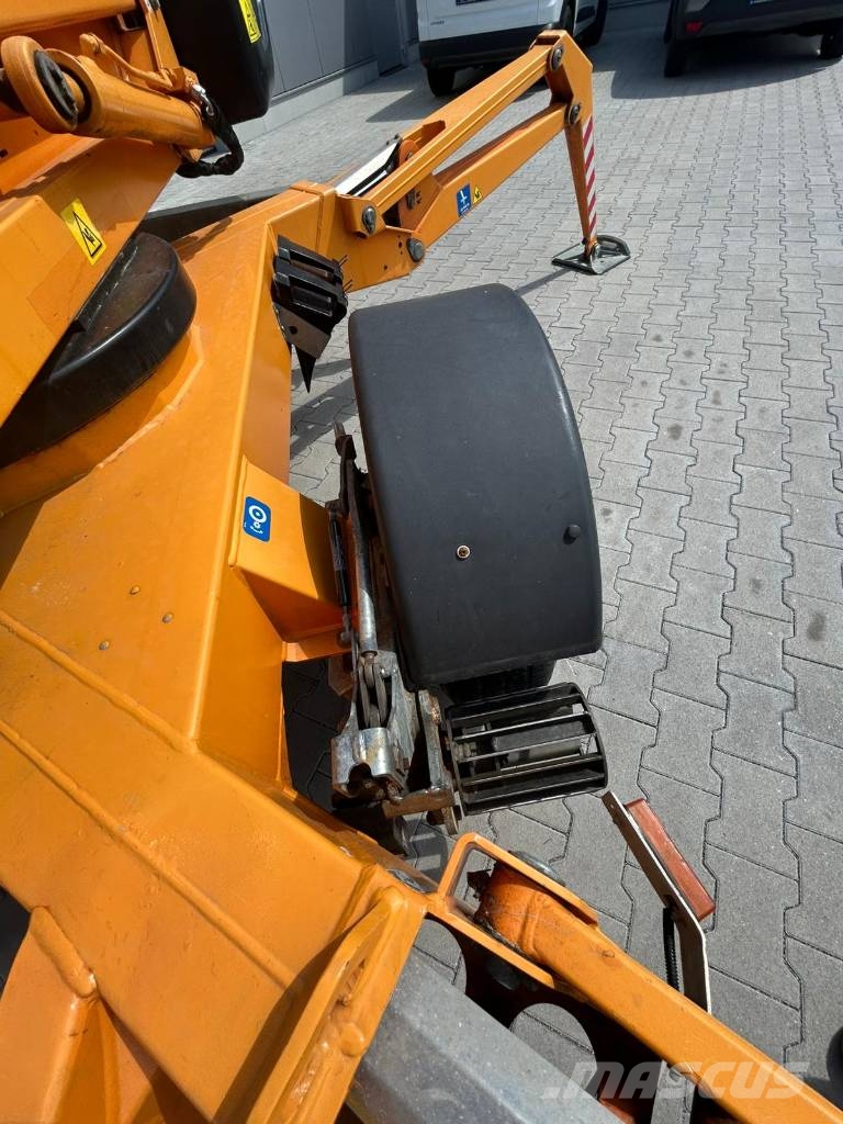 Dinolift 210 XT Ant priekabų montuojamos kėlimo platformos