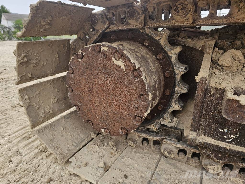 Hitachi ZX 135 US-3 Lánctalpas kotrók