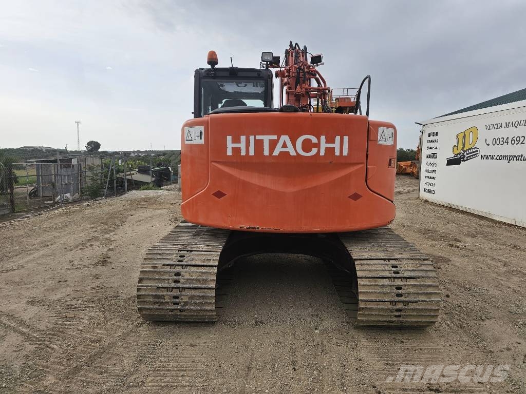 Hitachi ZX 135 US-3 Lánctalpas kotrók