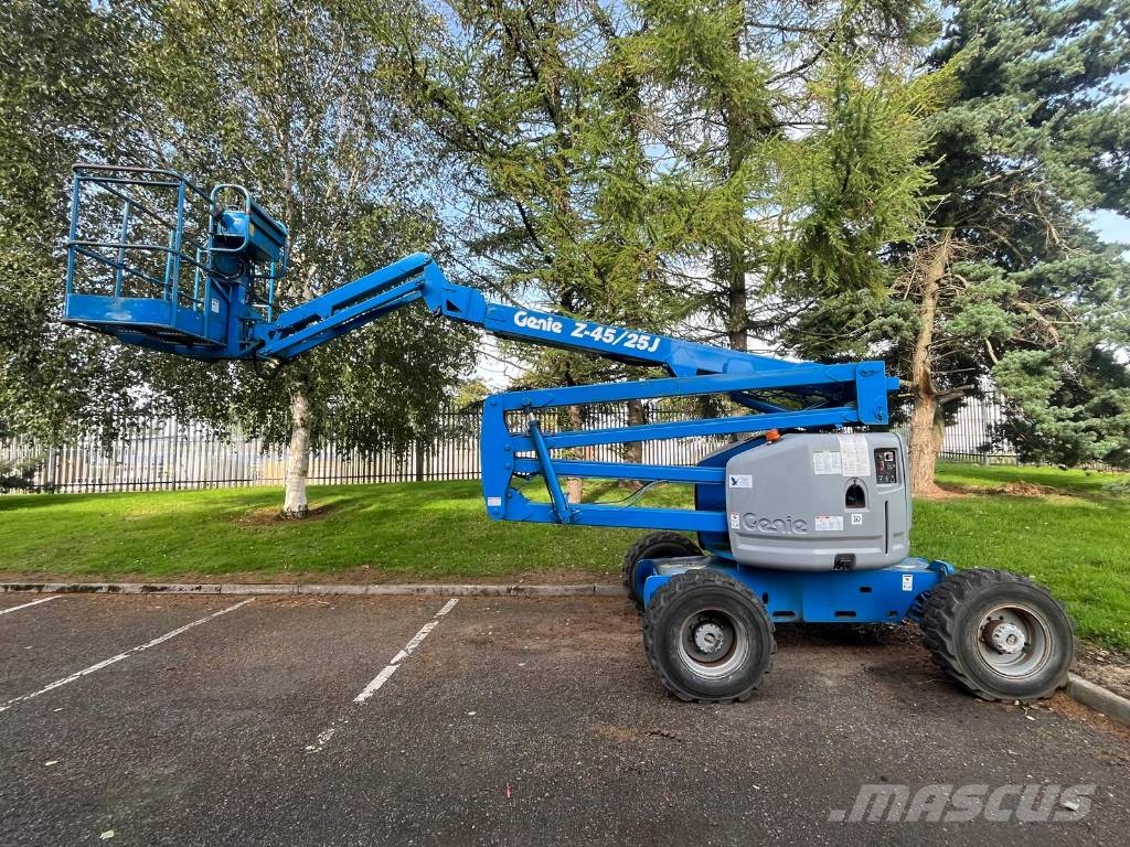 Genie Z 45/25 Bomlifte med knækarm