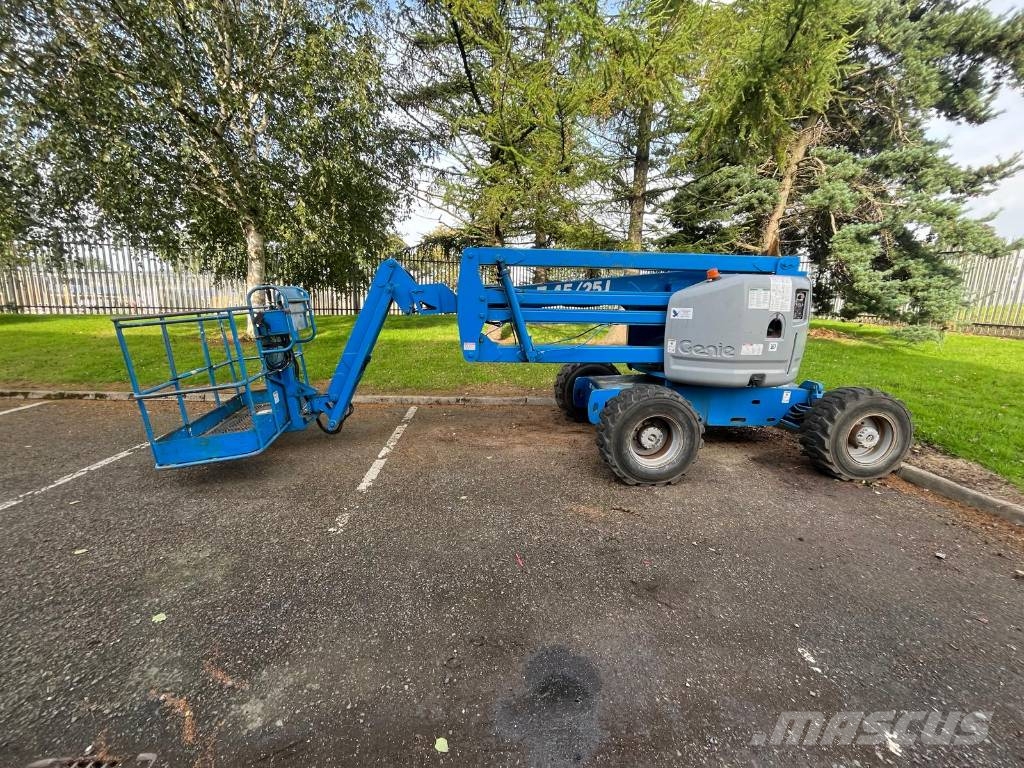 Genie Z 45/25 Bomlifte med knækarm