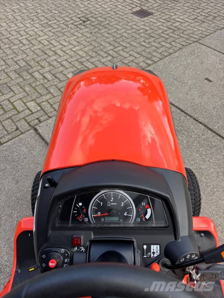 Kubota G231 Самоходные газонокосилки