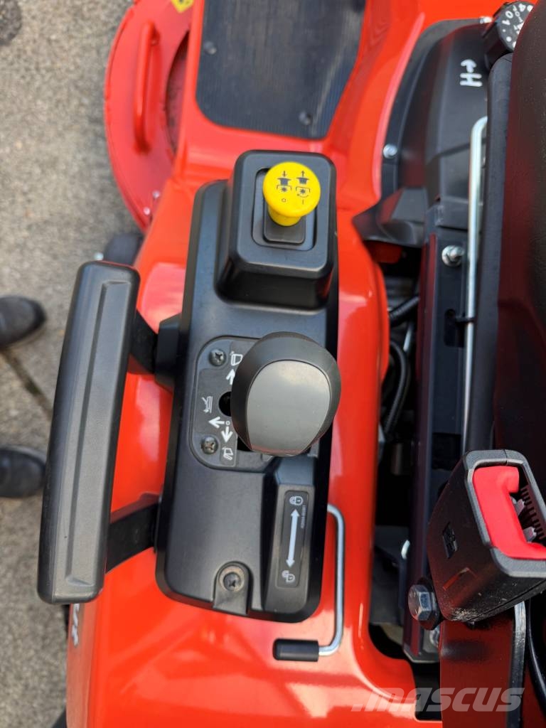Kubota G231 Самоходные газонокосилки