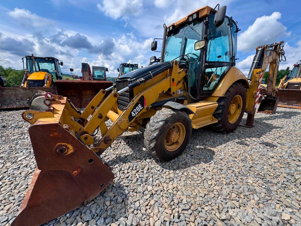 CAT 428 E Kaivurikuormaajat