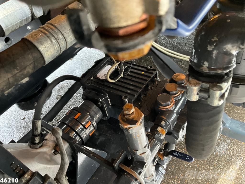 Scania P 320 Euro 6 Bekker LaGram 8m³ kolkenzuiger 콤비/진공 트럭