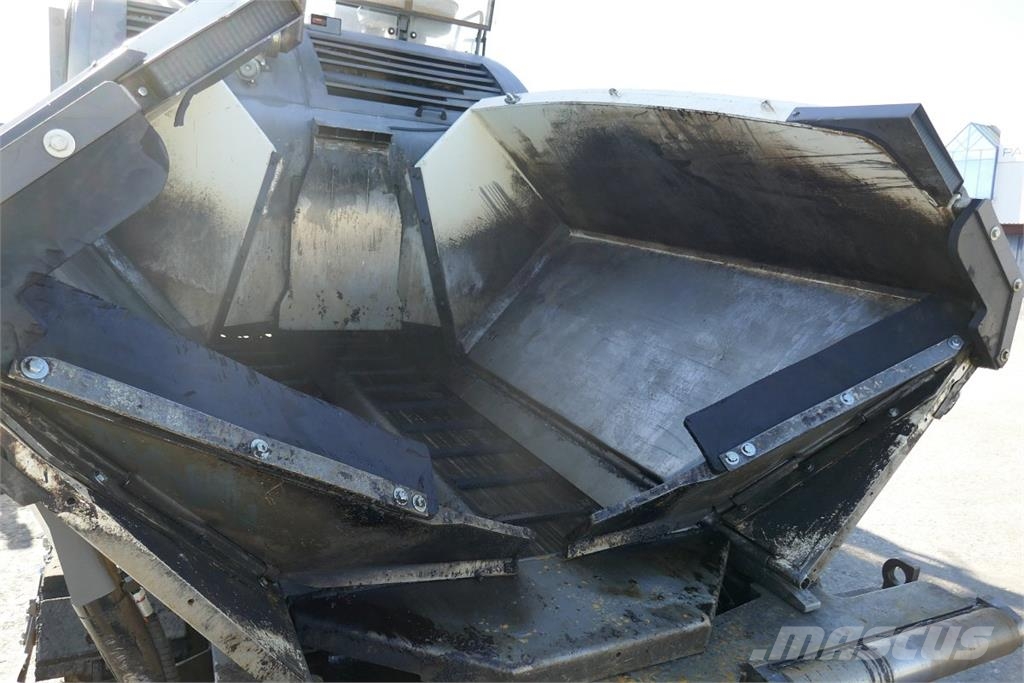 Dynapac SD 2550 CS Betonin levittäjät