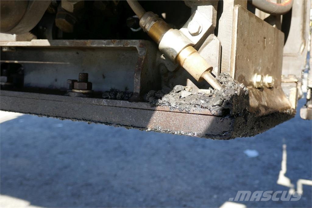 Dynapac SD 2550 CS Betonin levittäjät