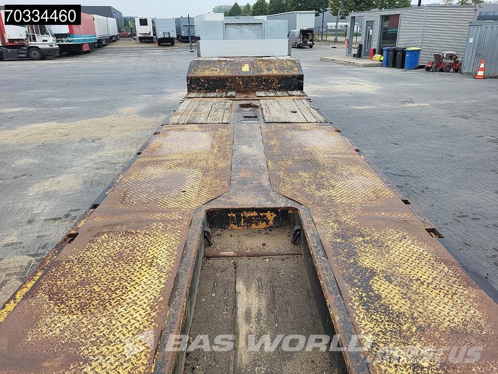 Nooteboom MC0-58-04V APK 11/26 Extendable Hydr. Steered Ramp نصف مقطورة مسطحة منخفضة