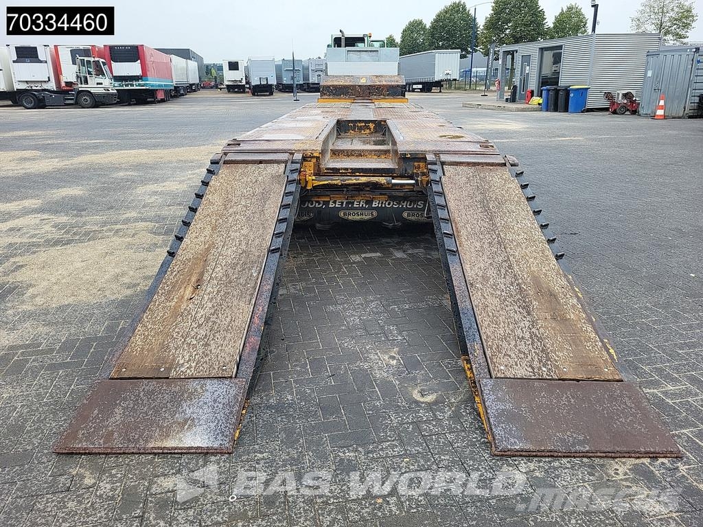 Nooteboom MC0-58-04V APK 11/26 Extendable Hydr. Steered Ramp نصف مقطورة مسطحة منخفضة