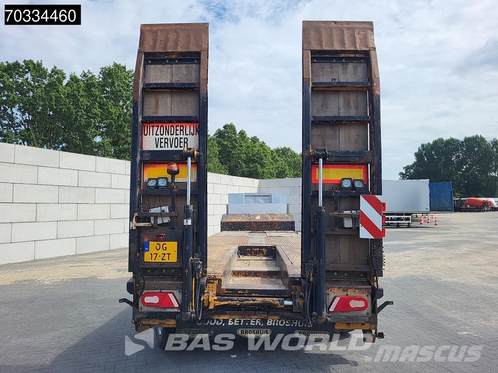 Nooteboom MC0-58-04V APK 11/26 Extendable Hydr. Steered Ramp نصف مقطورة مسطحة منخفضة
