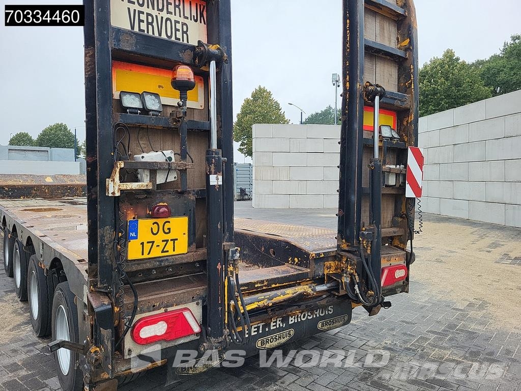 Nooteboom MC0-58-04V APK 11/26 Extendable Hydr. Steered Ramp نصف مقطورة مسطحة منخفضة