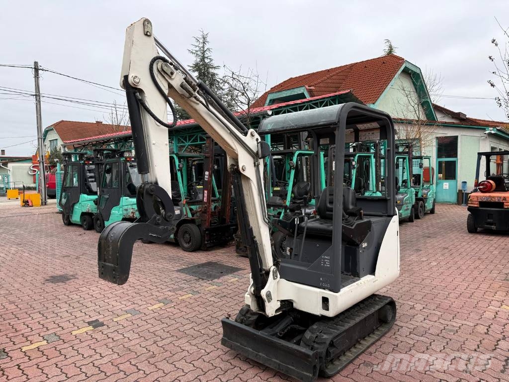 Bobcat 320D EXCAVATOR   V-2663 Екскаватори-навантажувачі